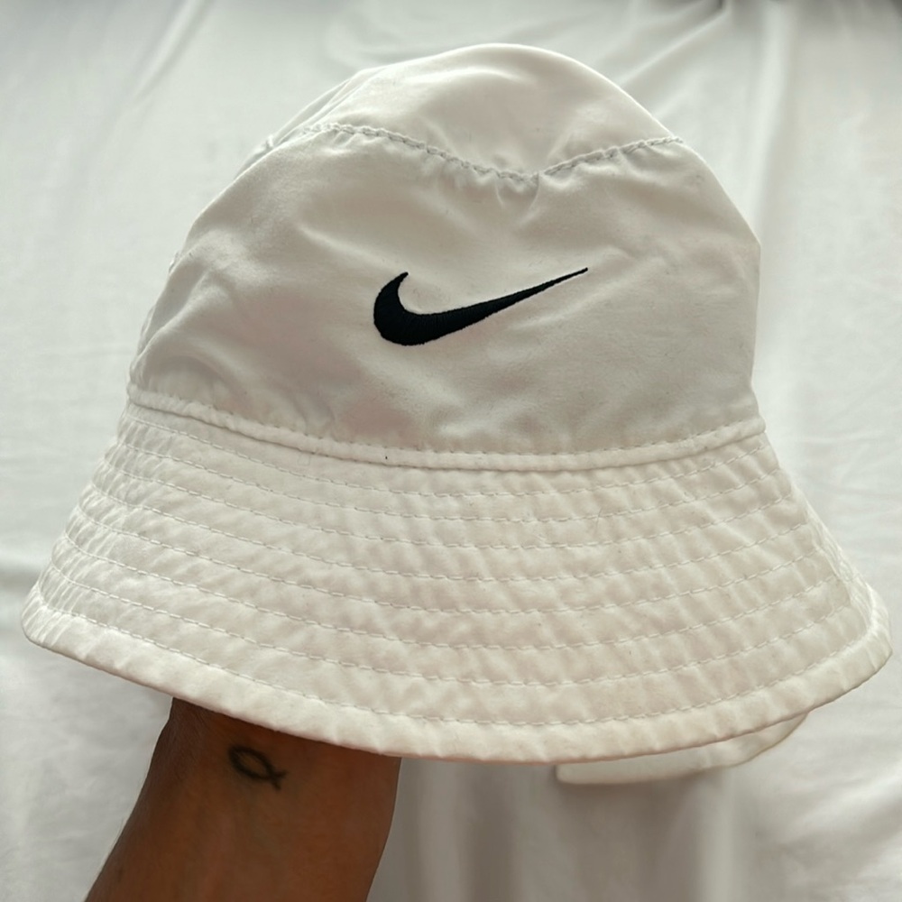 Toddler/baby White Bucket Hat size 12-18 months